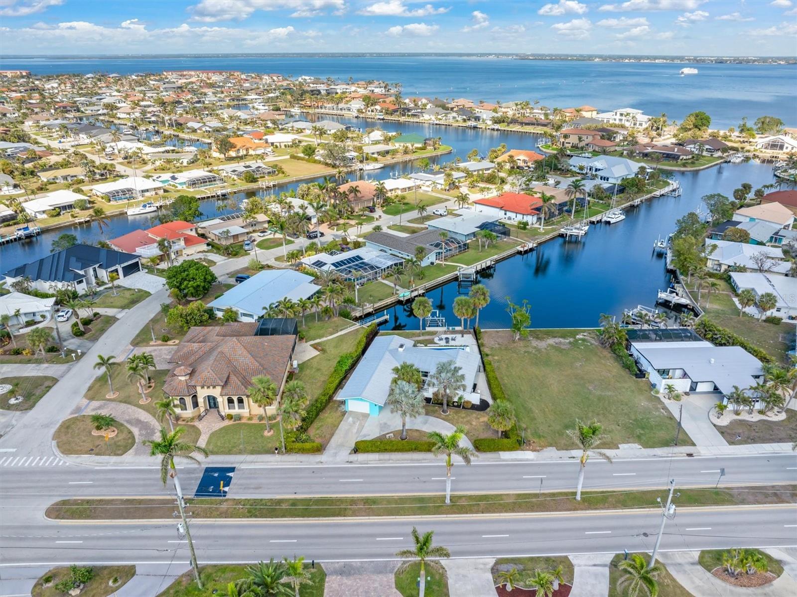 Image 53 of 59 For 1960 Marion Avenue