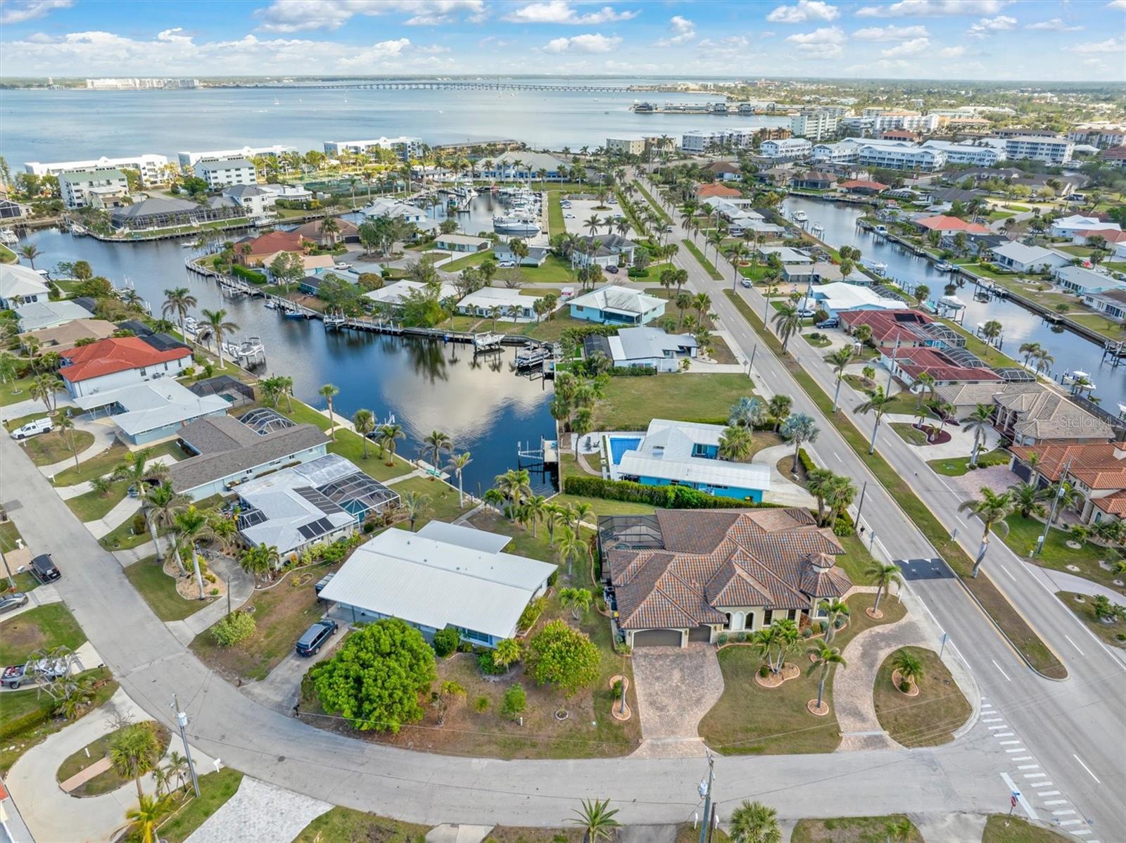 Image 54 of 59 For 1960 Marion Avenue