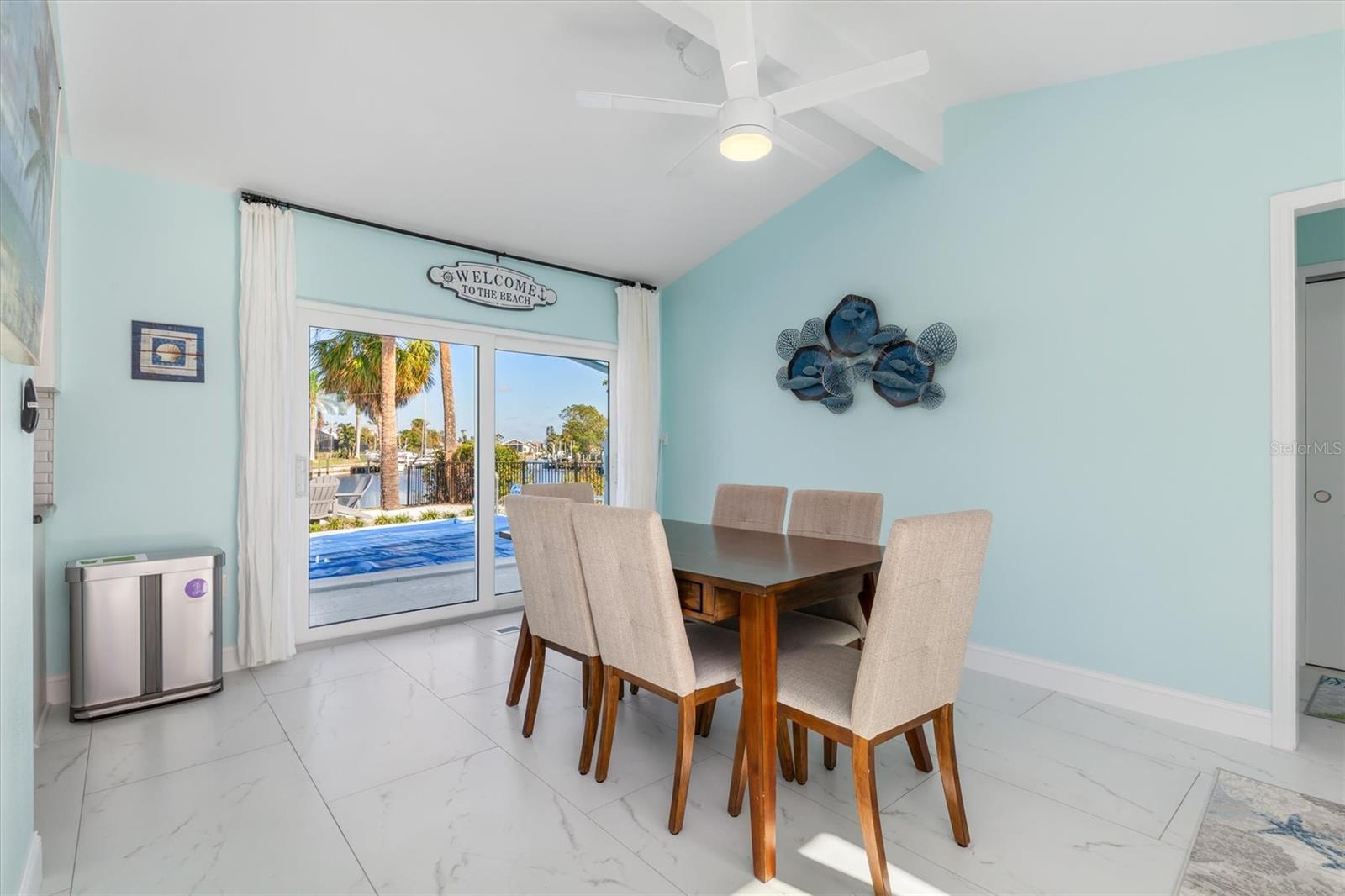 Image 9 of 59 For 1960 Marion Avenue