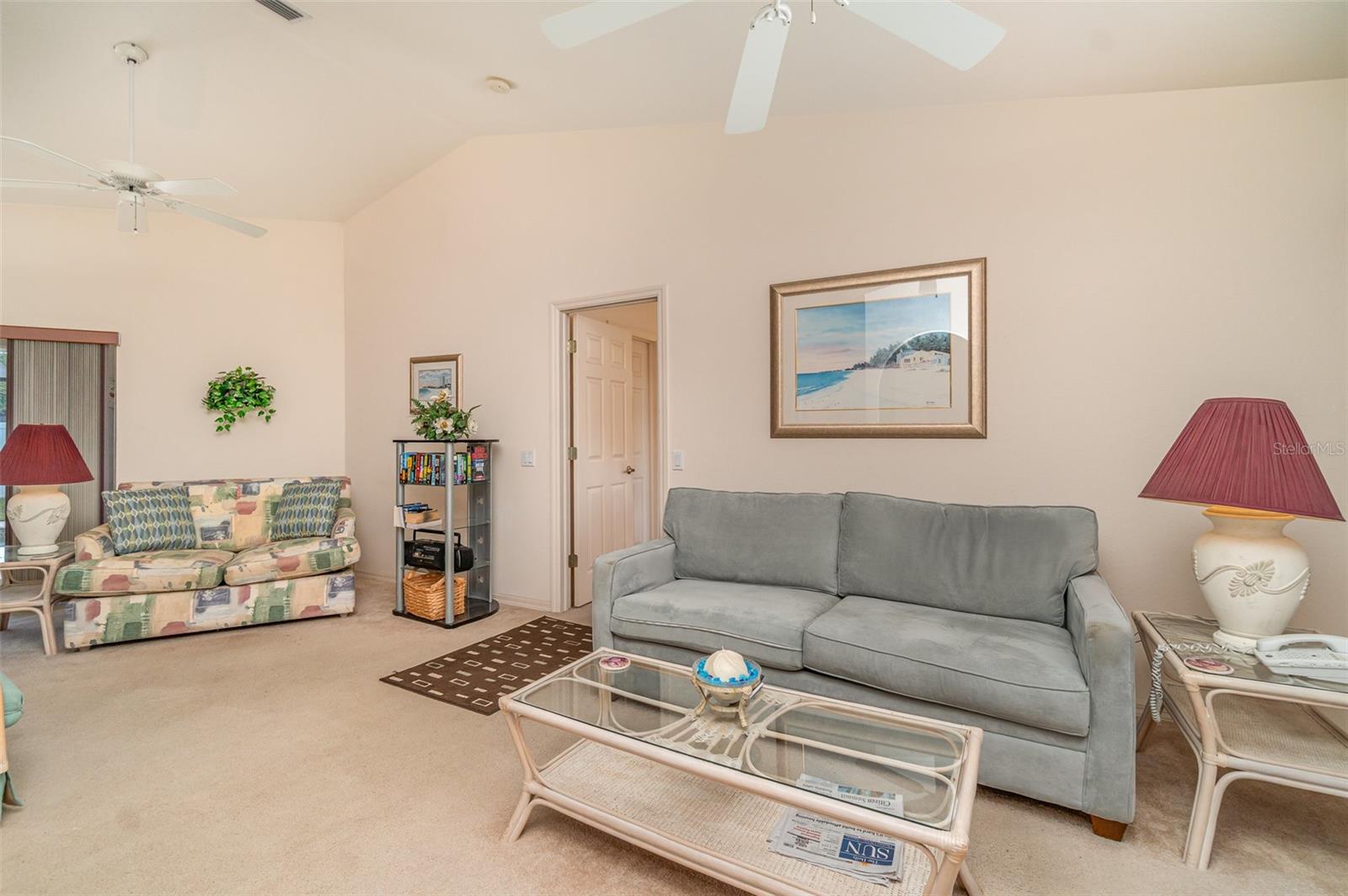 Image 10 of 33 For 18379 Edgewater Drive