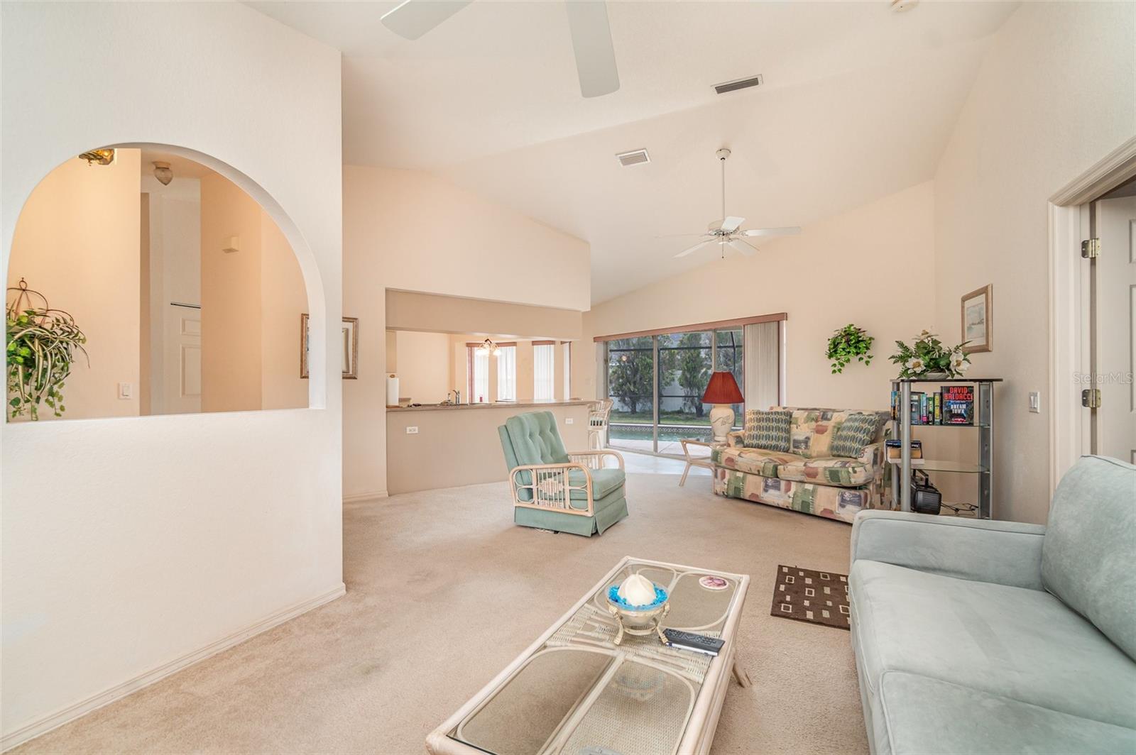 Image 12 of 33 For 18379 Edgewater Drive
