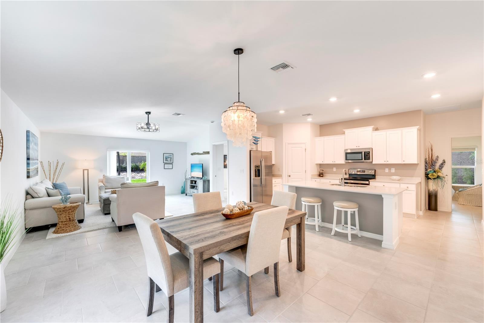 Image 33 of 44 For 3801 Treasure Oak Way