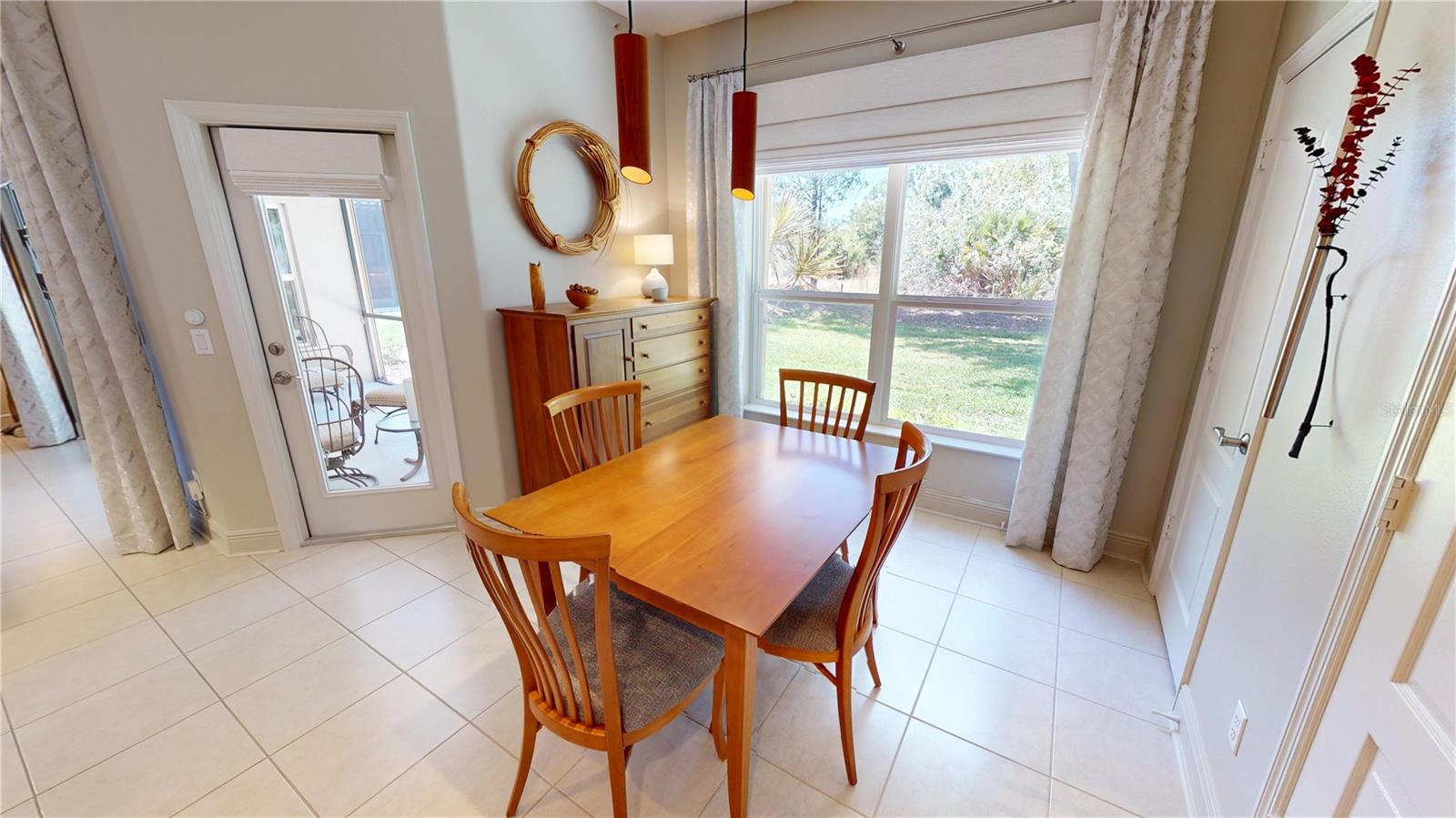 Image 12 of 44 For 2836 Suncoast Lakes Boulevard