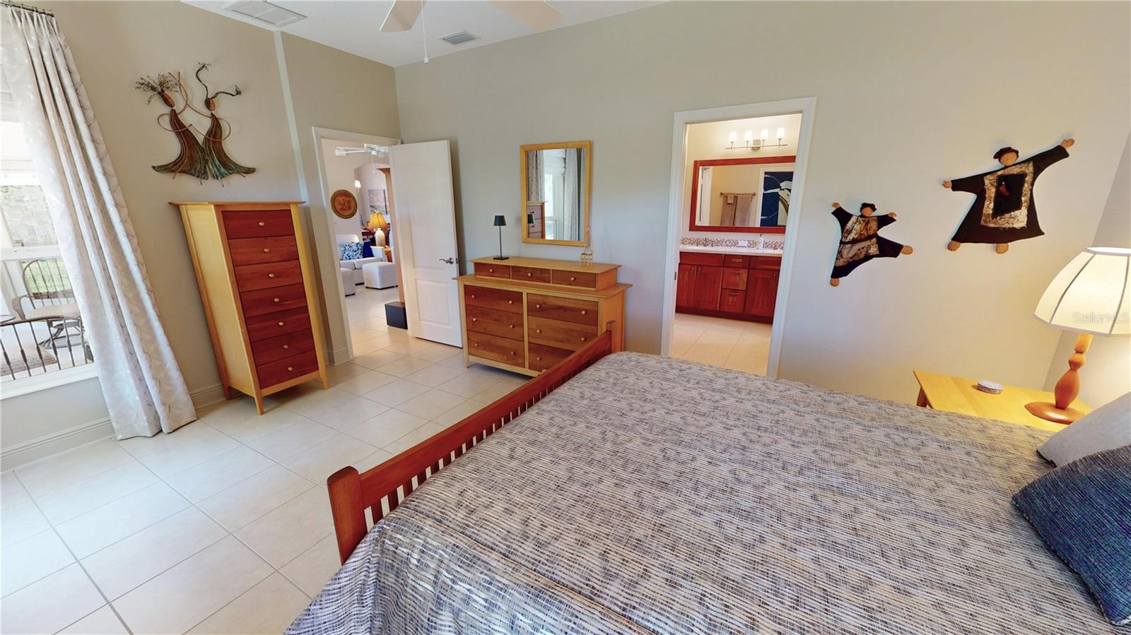 Image 17 of 44 For 2836 Suncoast Lakes Boulevard