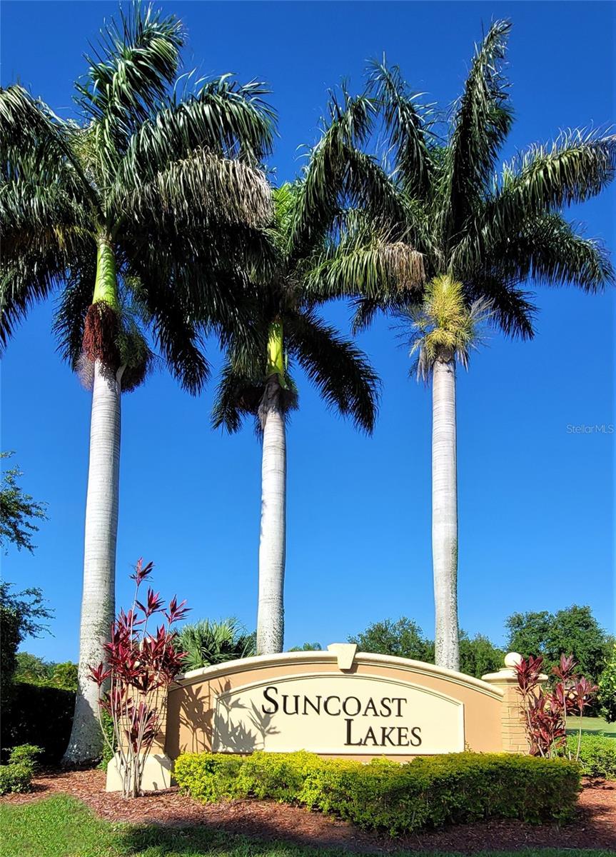 Image 38 of 44 For 2836 Suncoast Lakes Boulevard