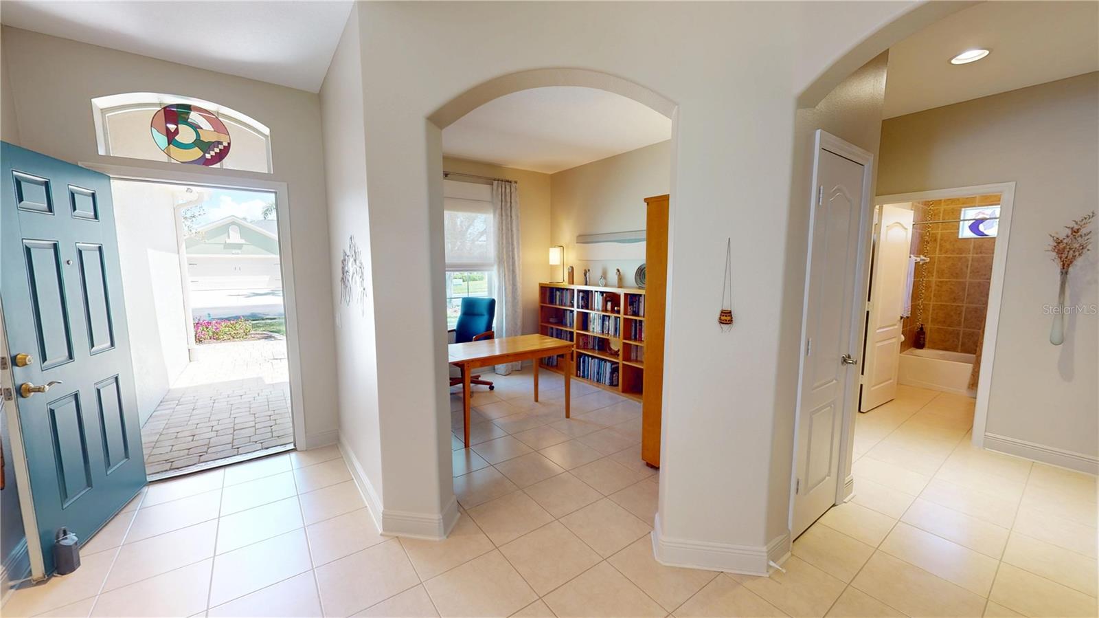 Image 5 of 44 For 2836 Suncoast Lakes Boulevard