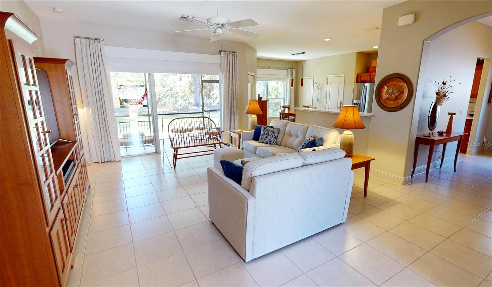 Image 6 of 44 For 2836 Suncoast Lakes Boulevard