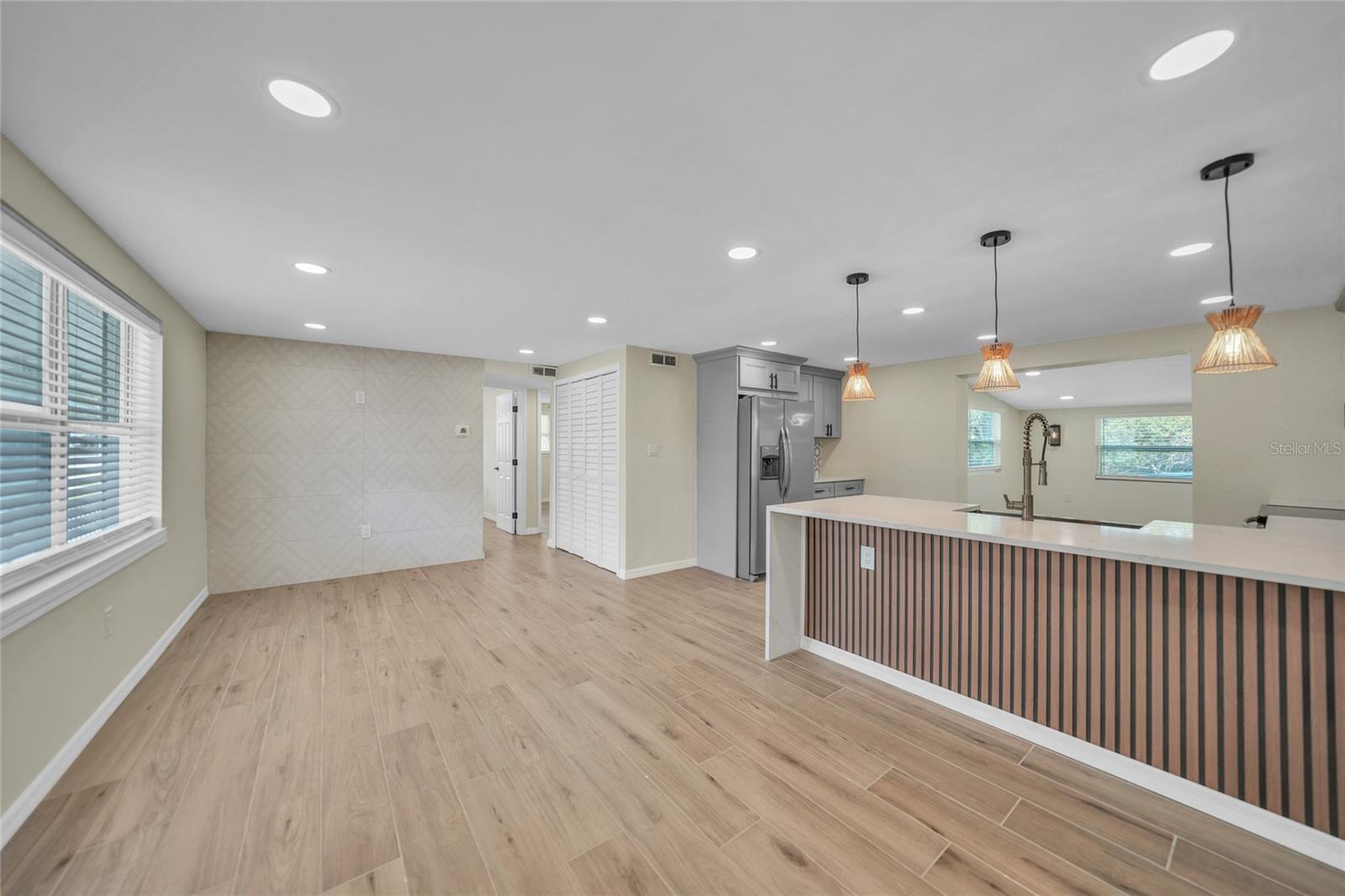 Image 3 of 29 For 654 Aqui Esta Drive