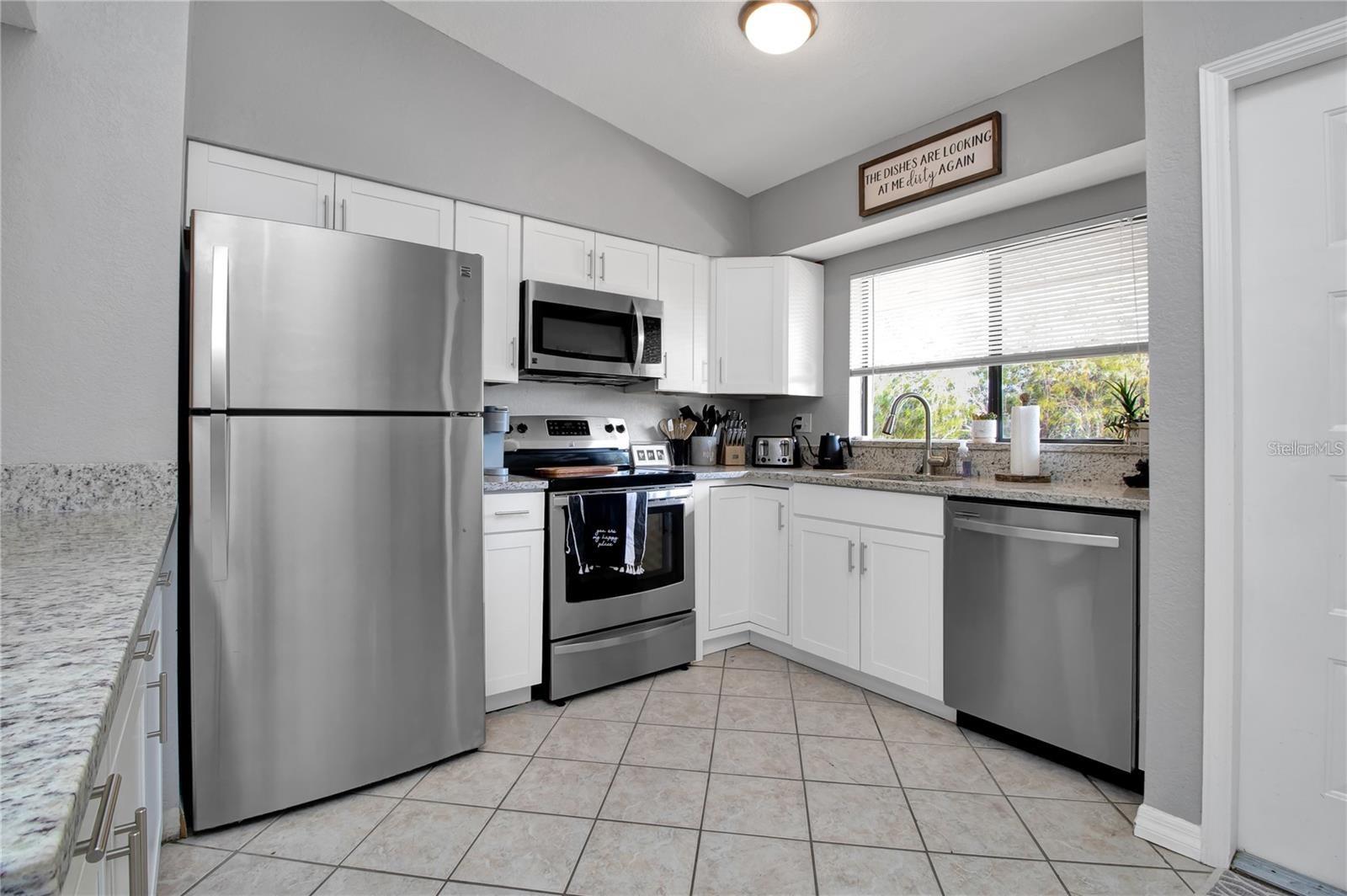 Image 5 of 21 For 1211 Saxony Circle B5