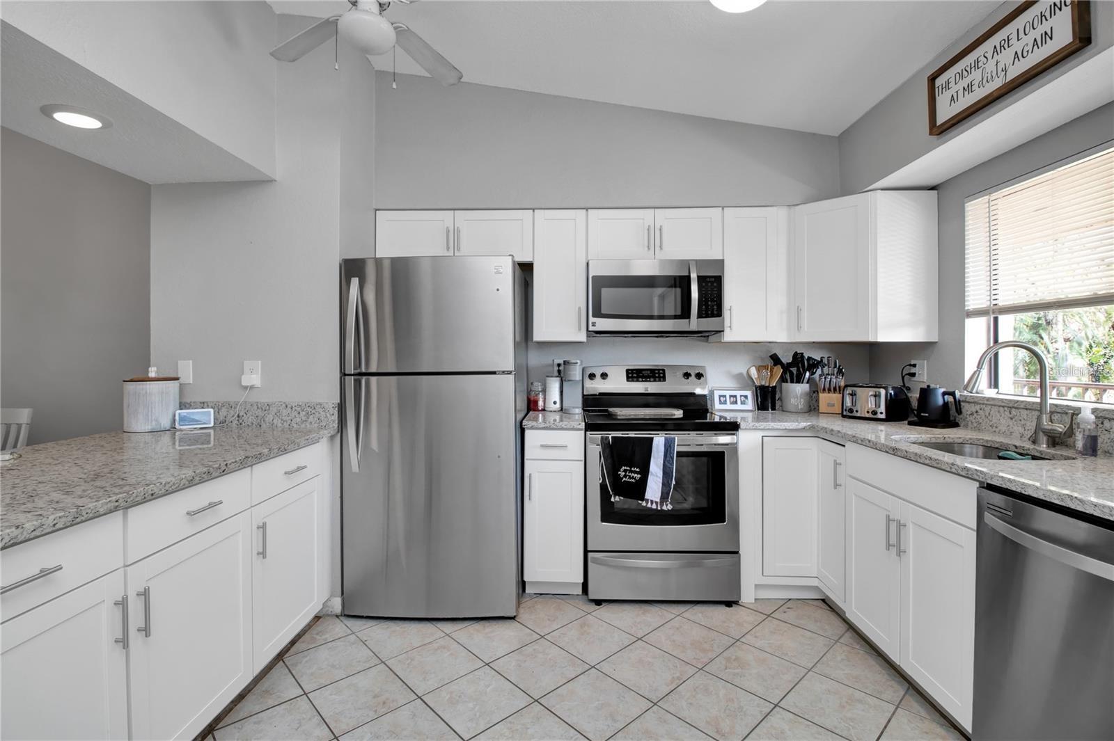 Image 8 of 21 For 1211 Saxony Circle B5