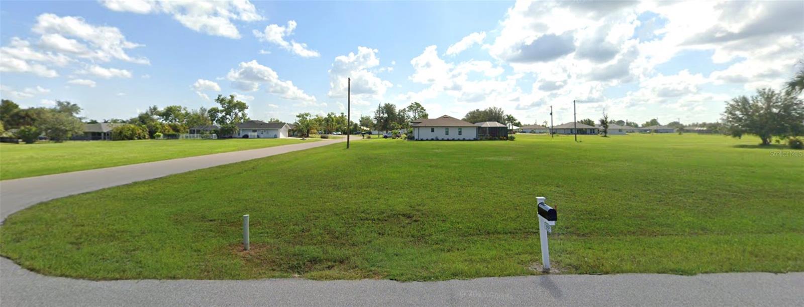 Image 2 of 4 For 16164 Dinal Drive