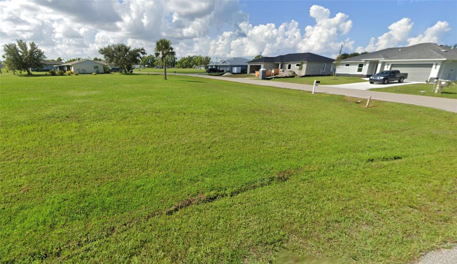 Image 3 of 4 For 16164 Dinal Drive