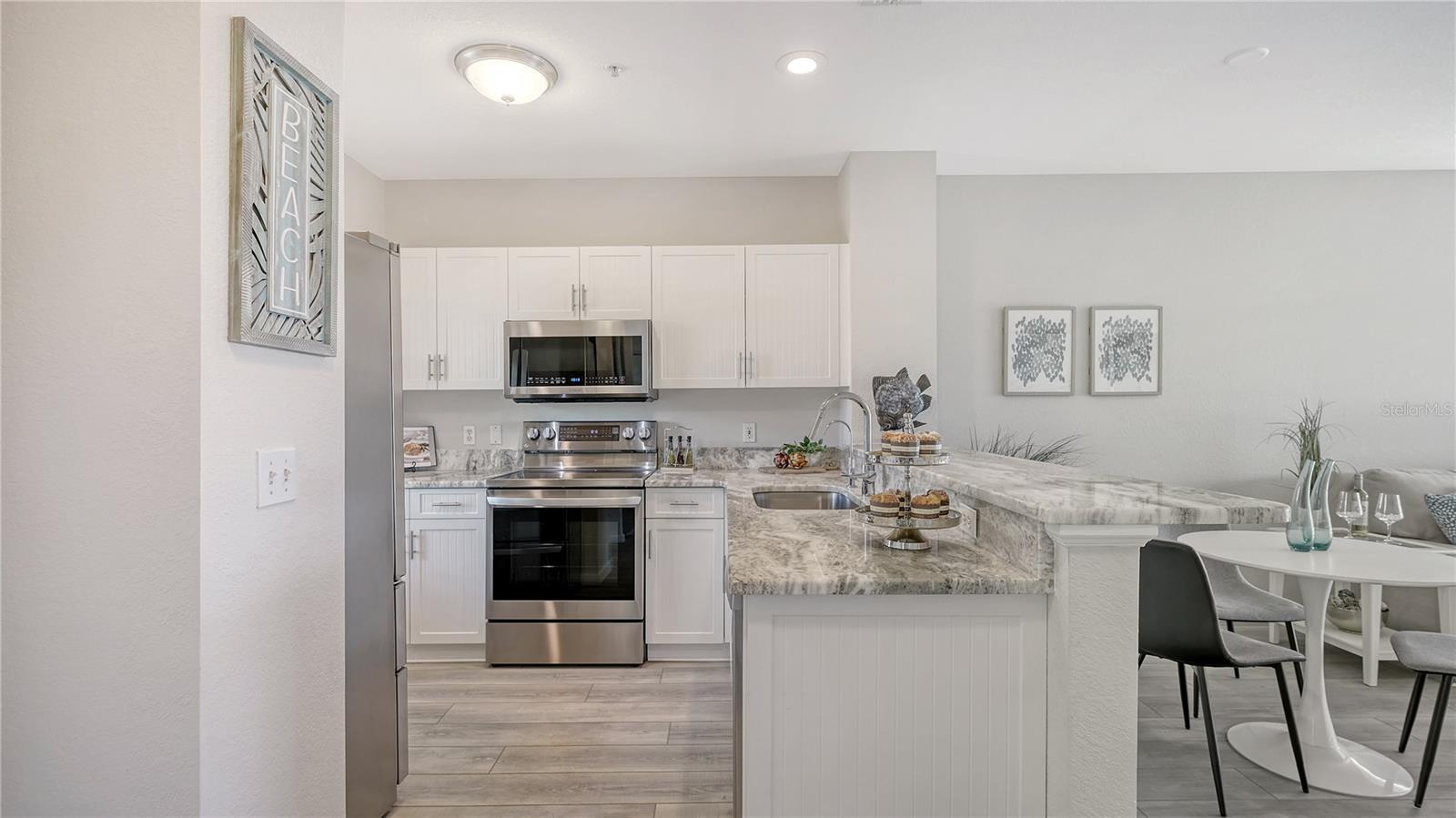 Image 11 of 50 For 19325 Water Oak Drive 305