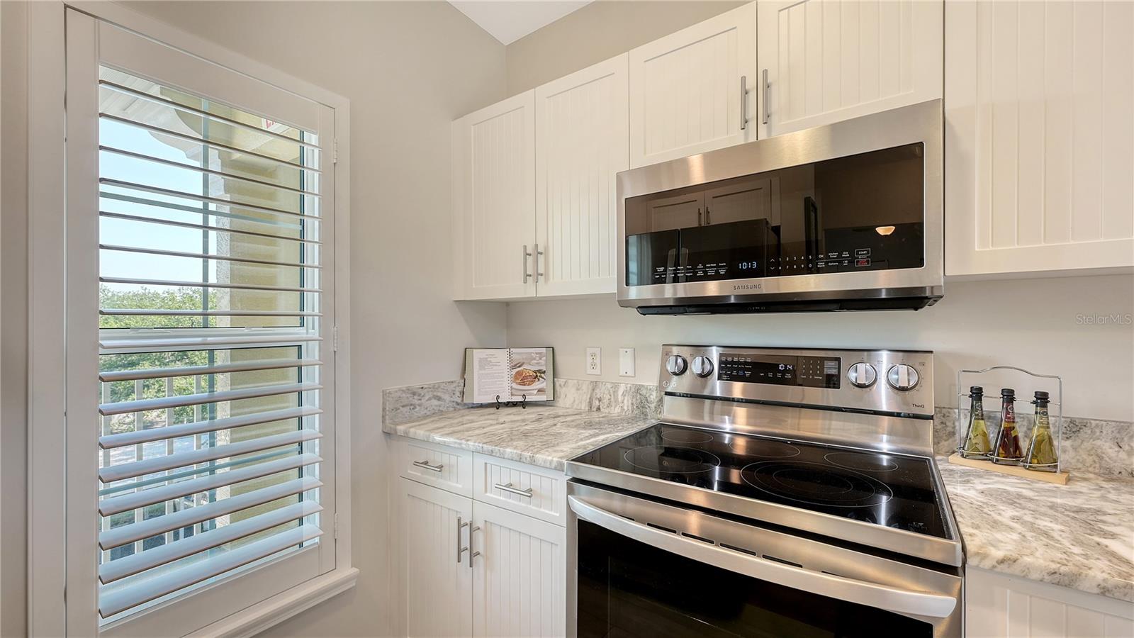 Image 14 of 50 For 19325 Water Oak Drive 305