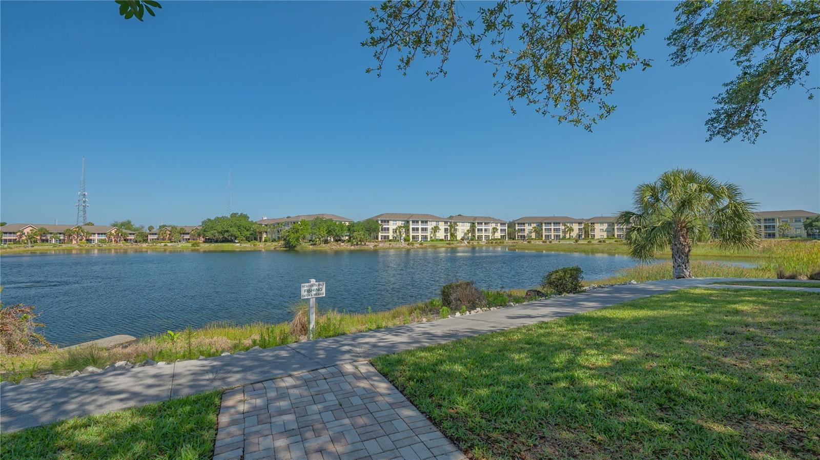 Image 29 of 50 For 19325 Water Oak Drive 305