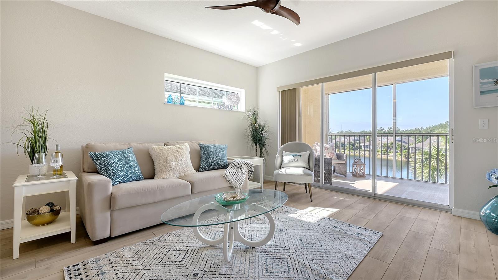 Image 6 of 50 For 19325 Water Oak Drive 305