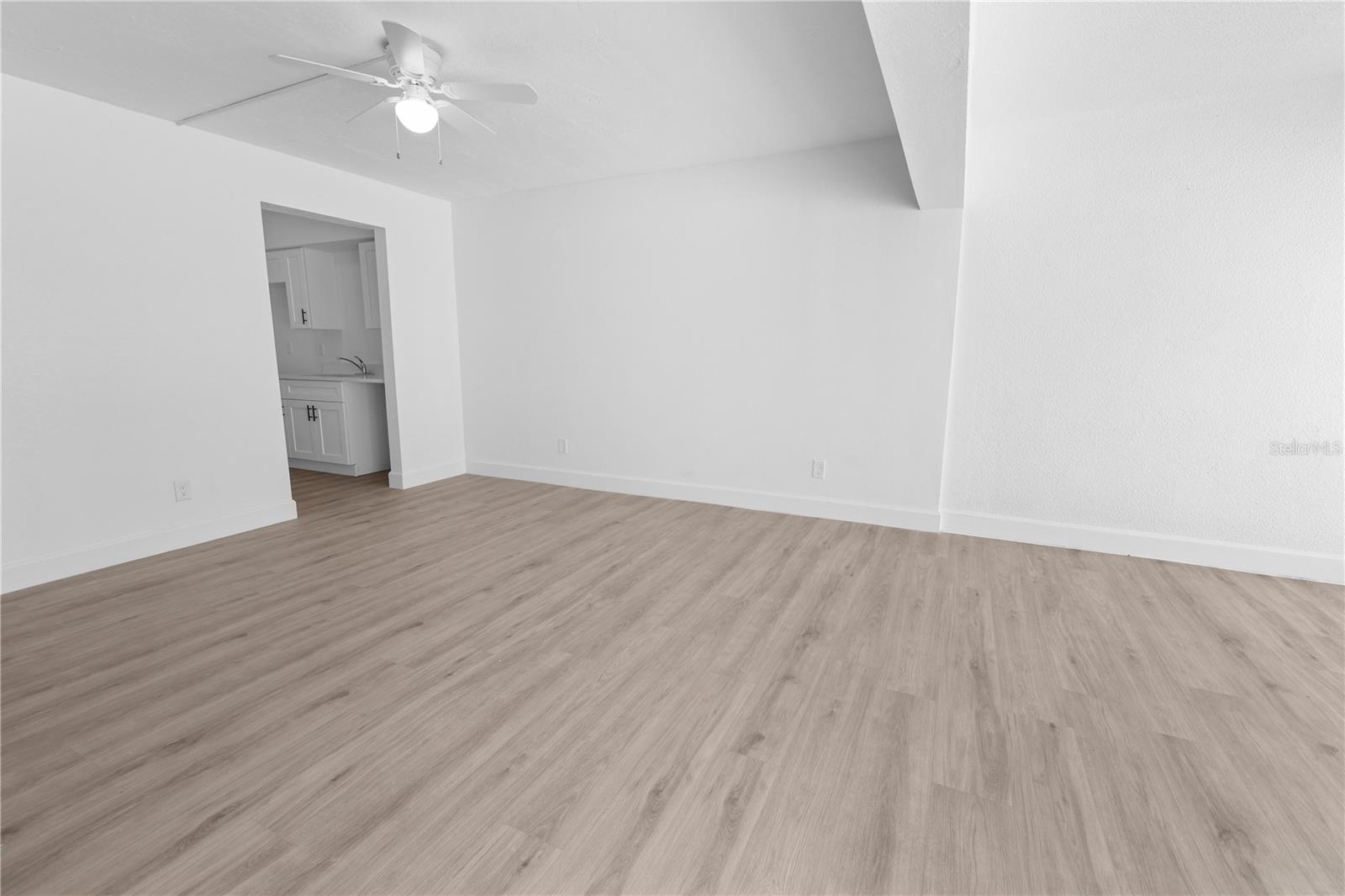 Image 15 of 53 For 6500 Estero Boulevard F116