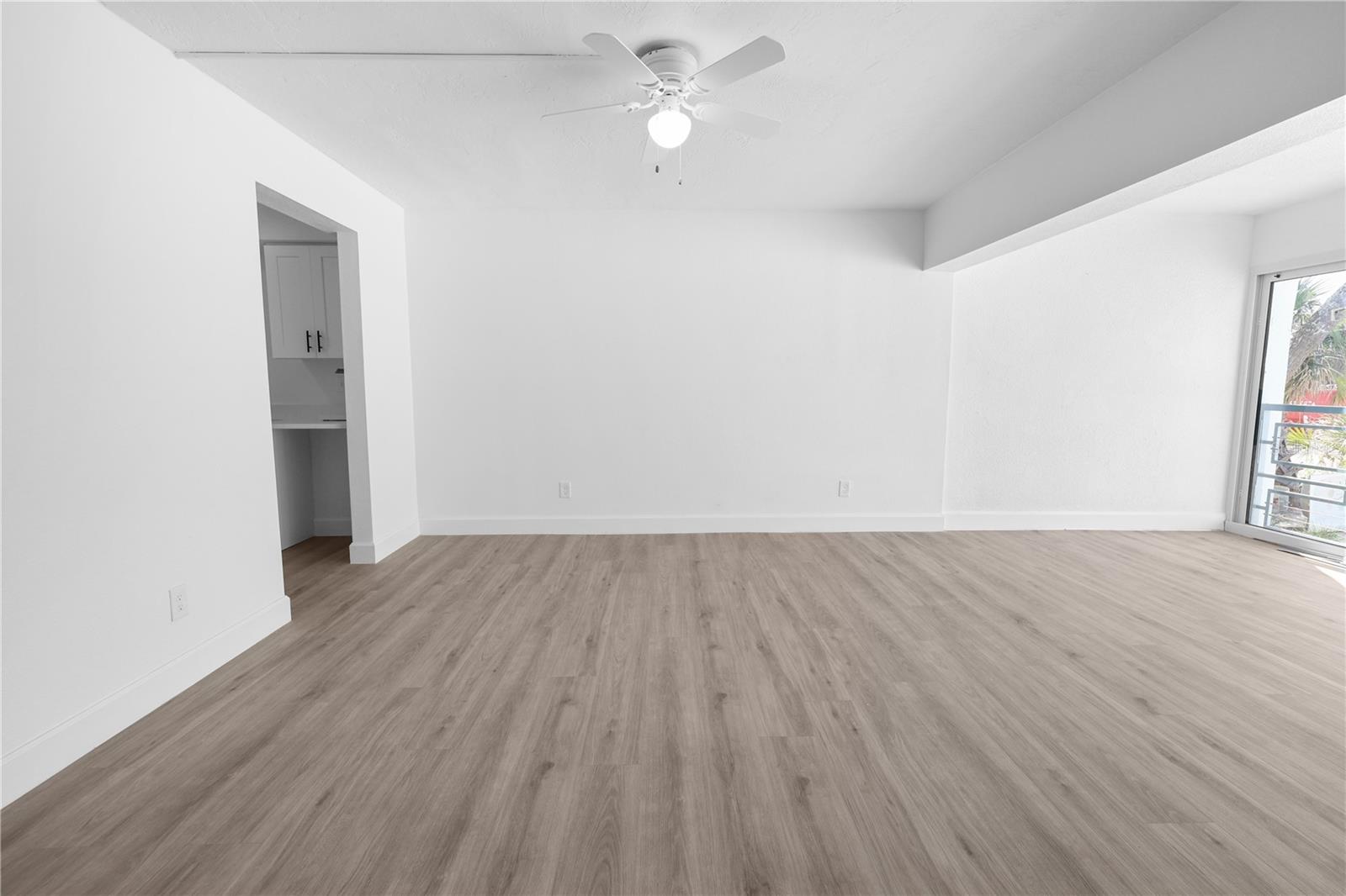 Image 16 of 53 For 6500 Estero Boulevard F116