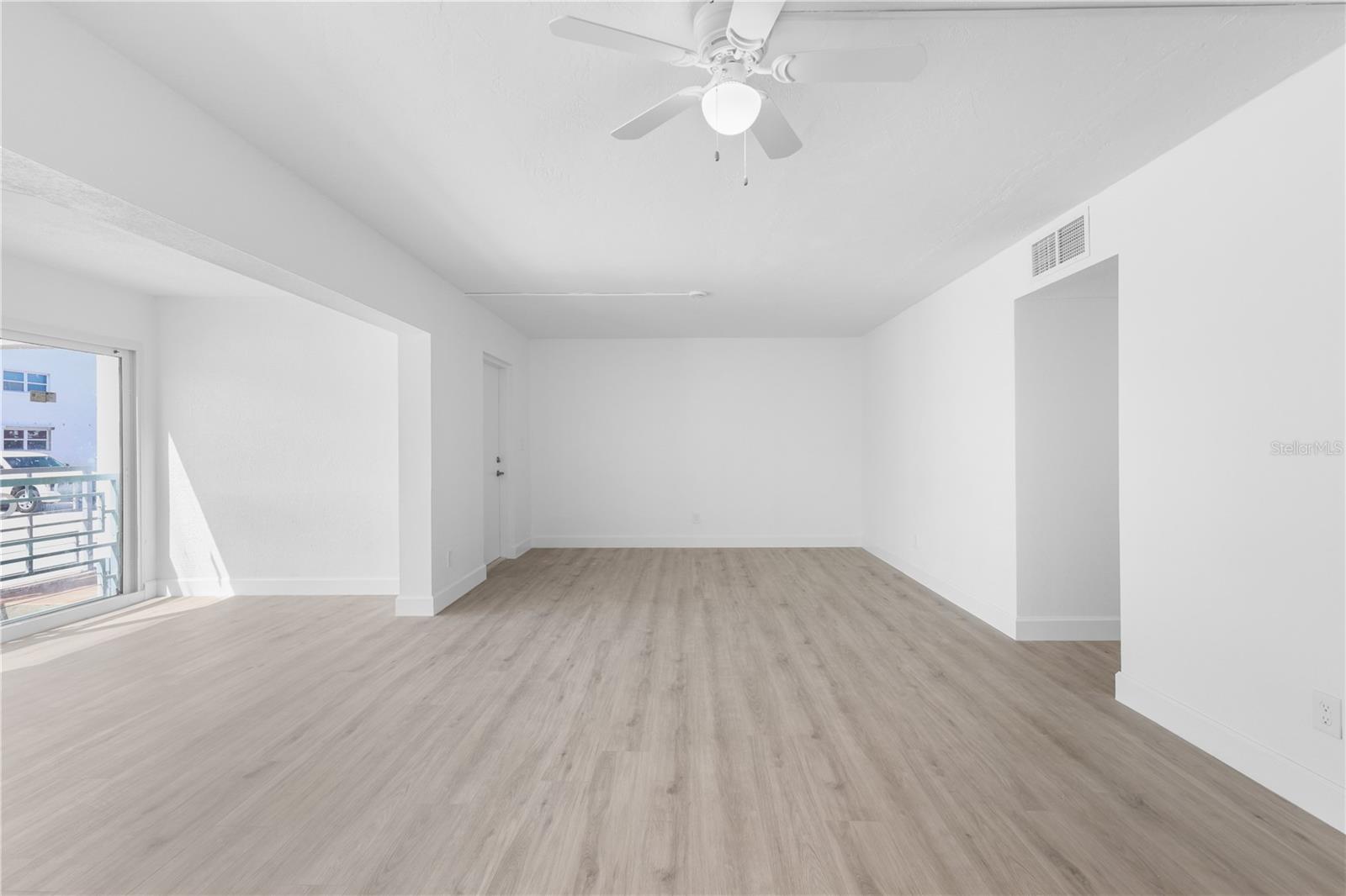 Image 17 of 53 For 6500 Estero Boulevard F116