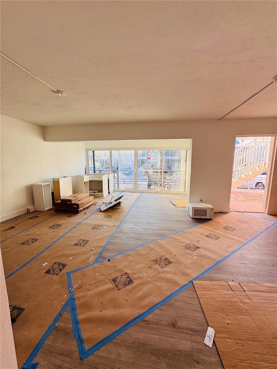 Image 2 of 12 For 6500 Estero Boulevard F116