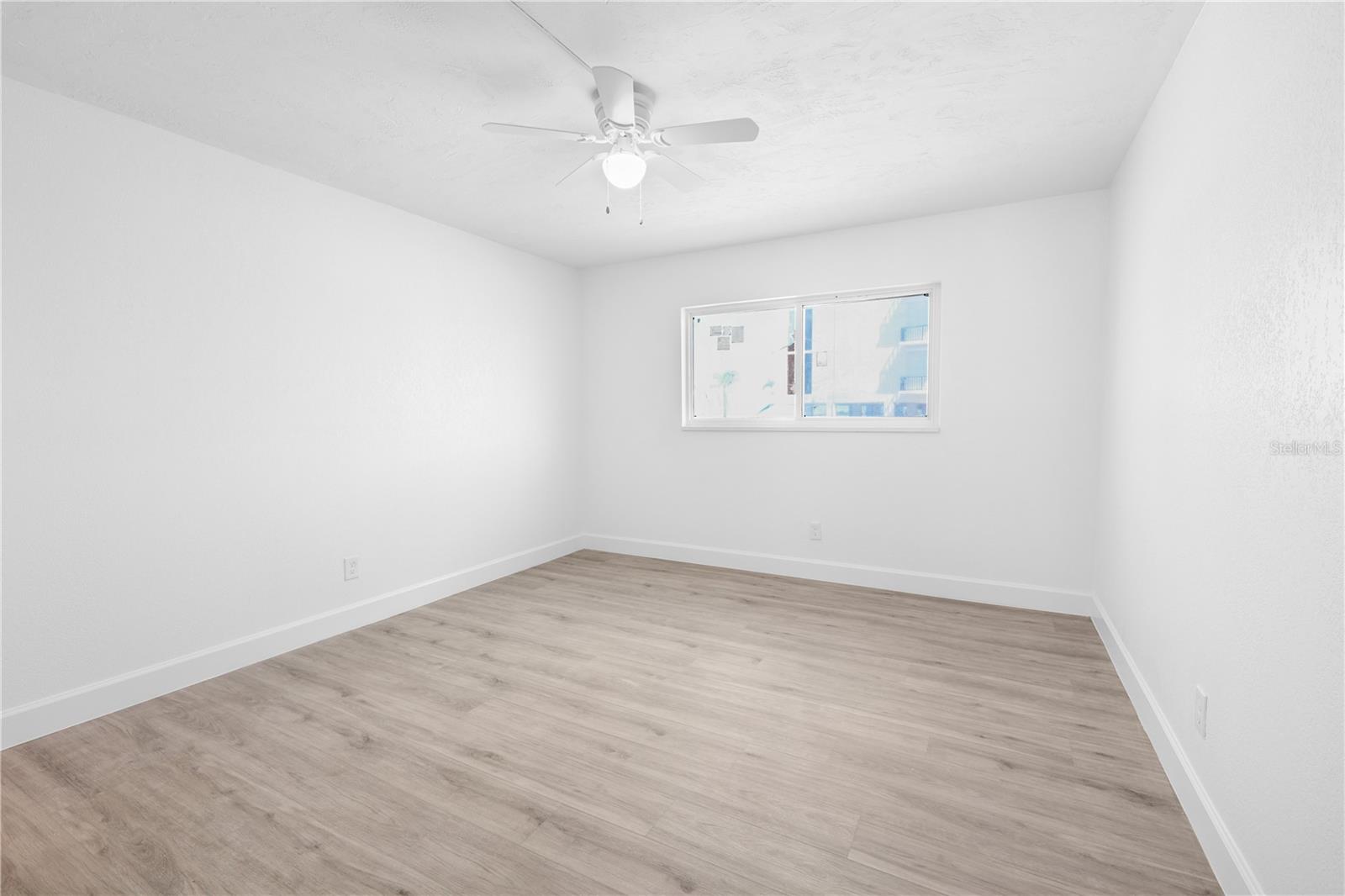 Image 21 of 53 For 6500 Estero Boulevard F116