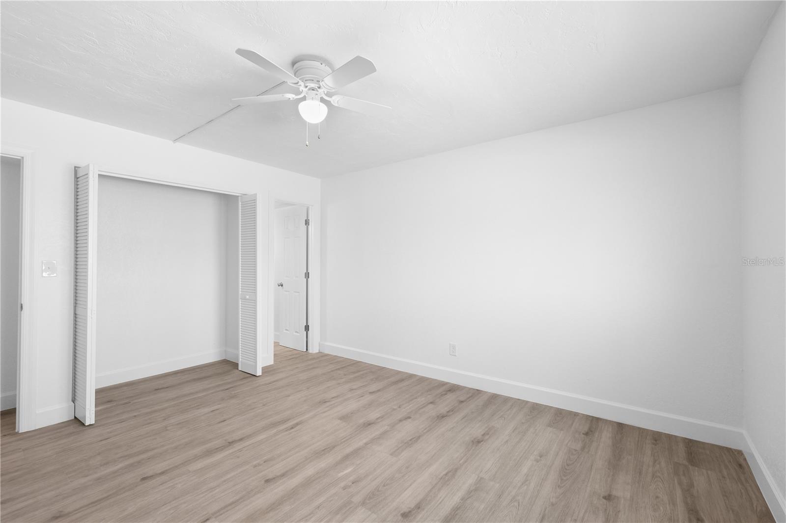 Image 24 of 53 For 6500 Estero Boulevard F116