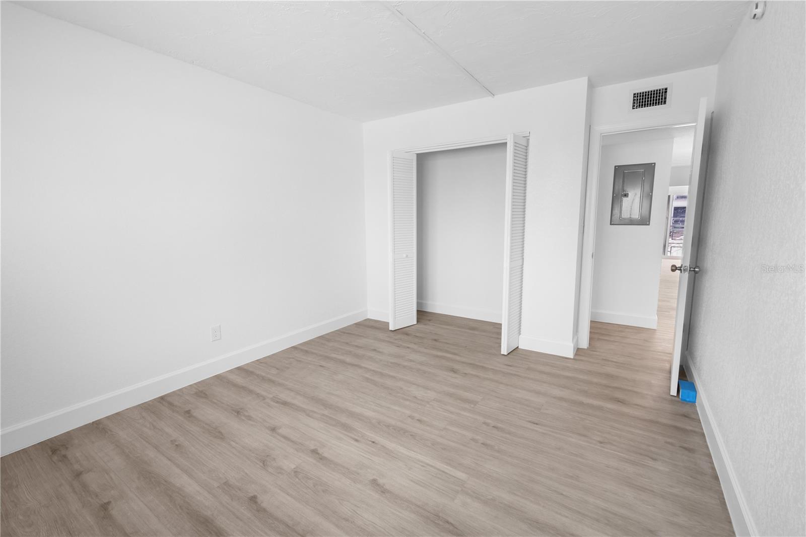 Image 27 of 53 For 6500 Estero Boulevard F116