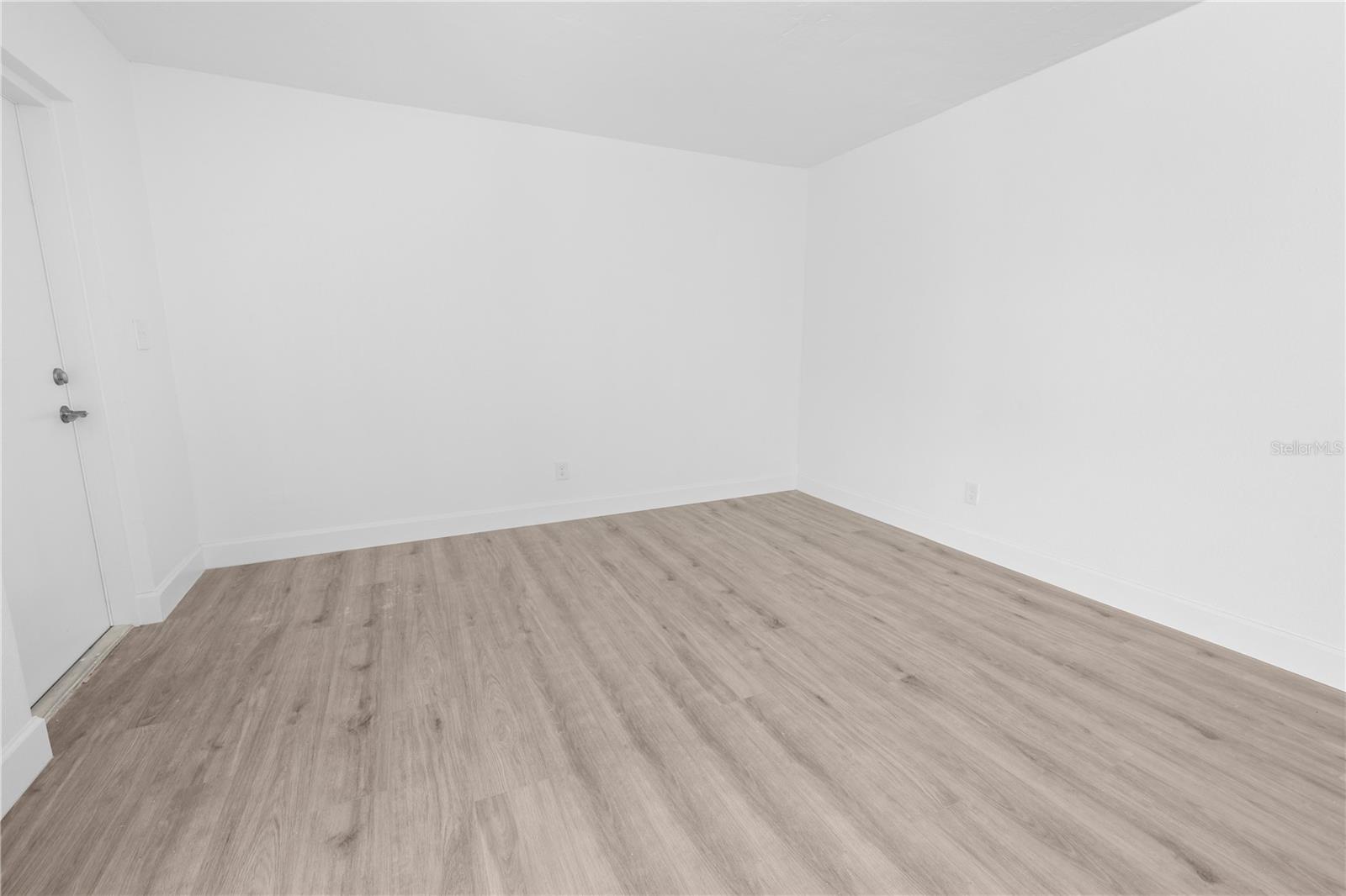 Image 35 of 53 For 6500 Estero Boulevard F116