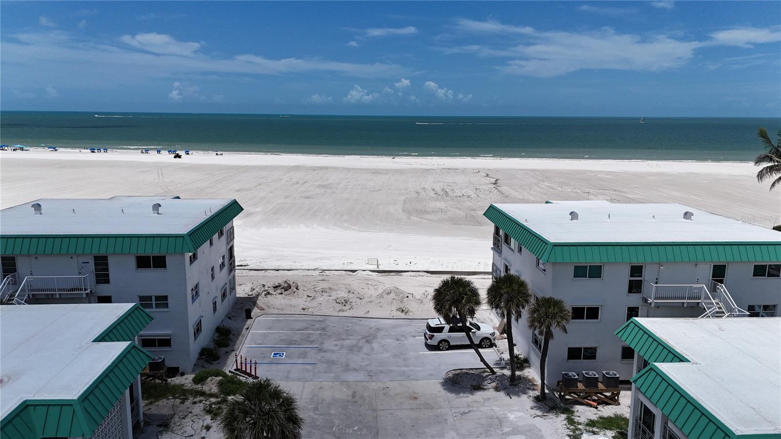 Image 51 of 53 For 6500 Estero Boulevard F116