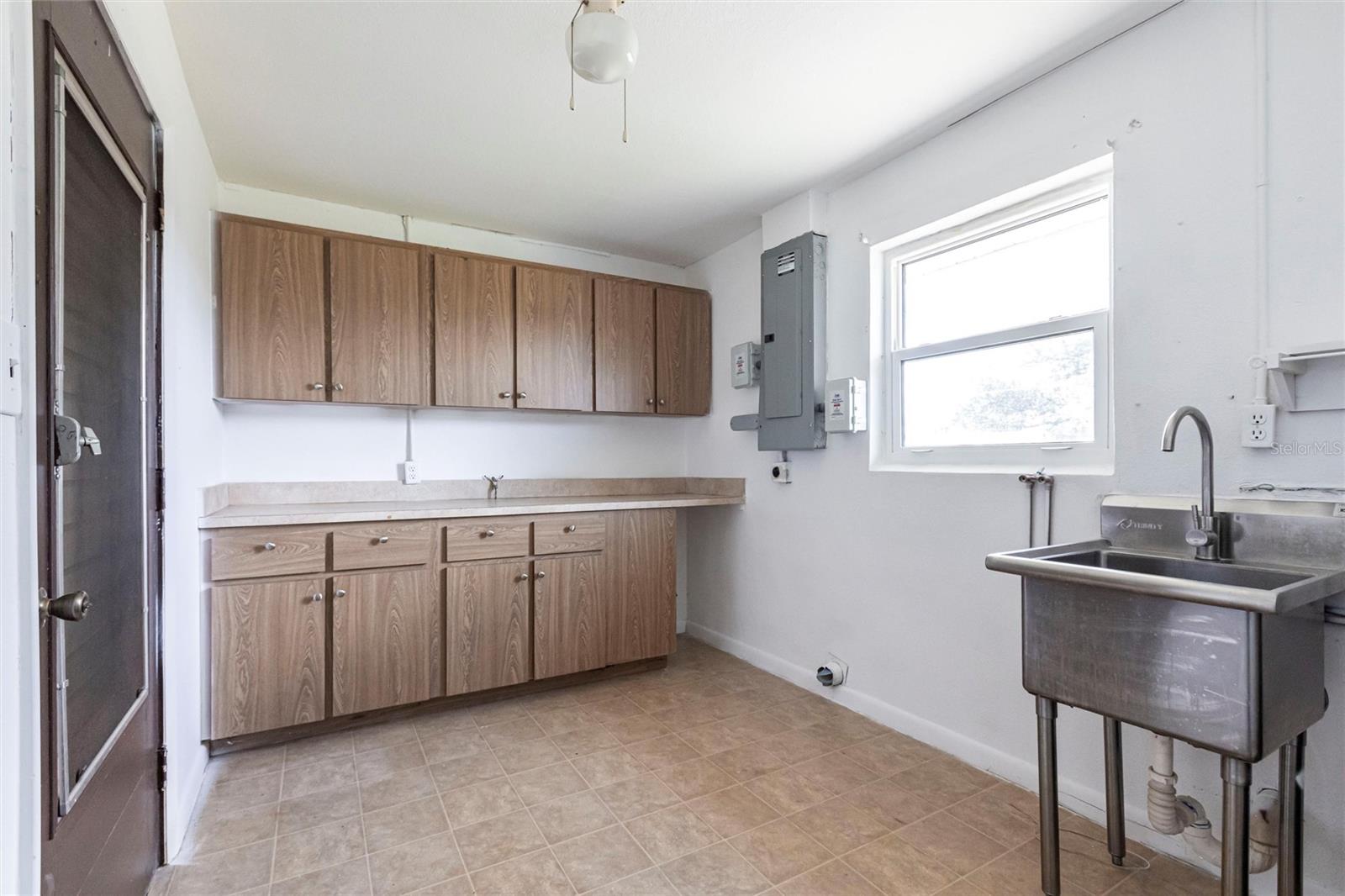 Image 10 of 31 For 661 Athos Terrace
