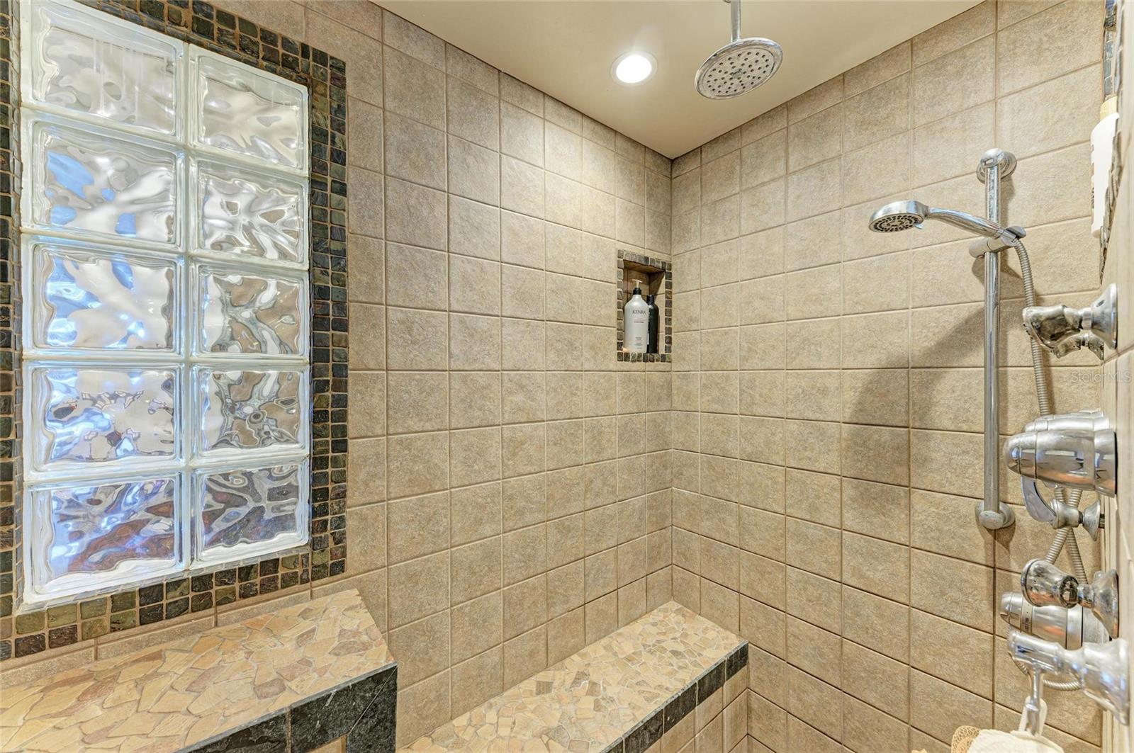 Image 30 of 52 For 200 Capri Isles Court
