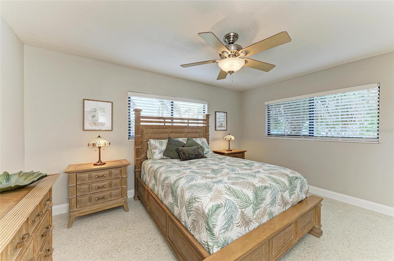 Image 34 of 52 For 200 Capri Isles Court