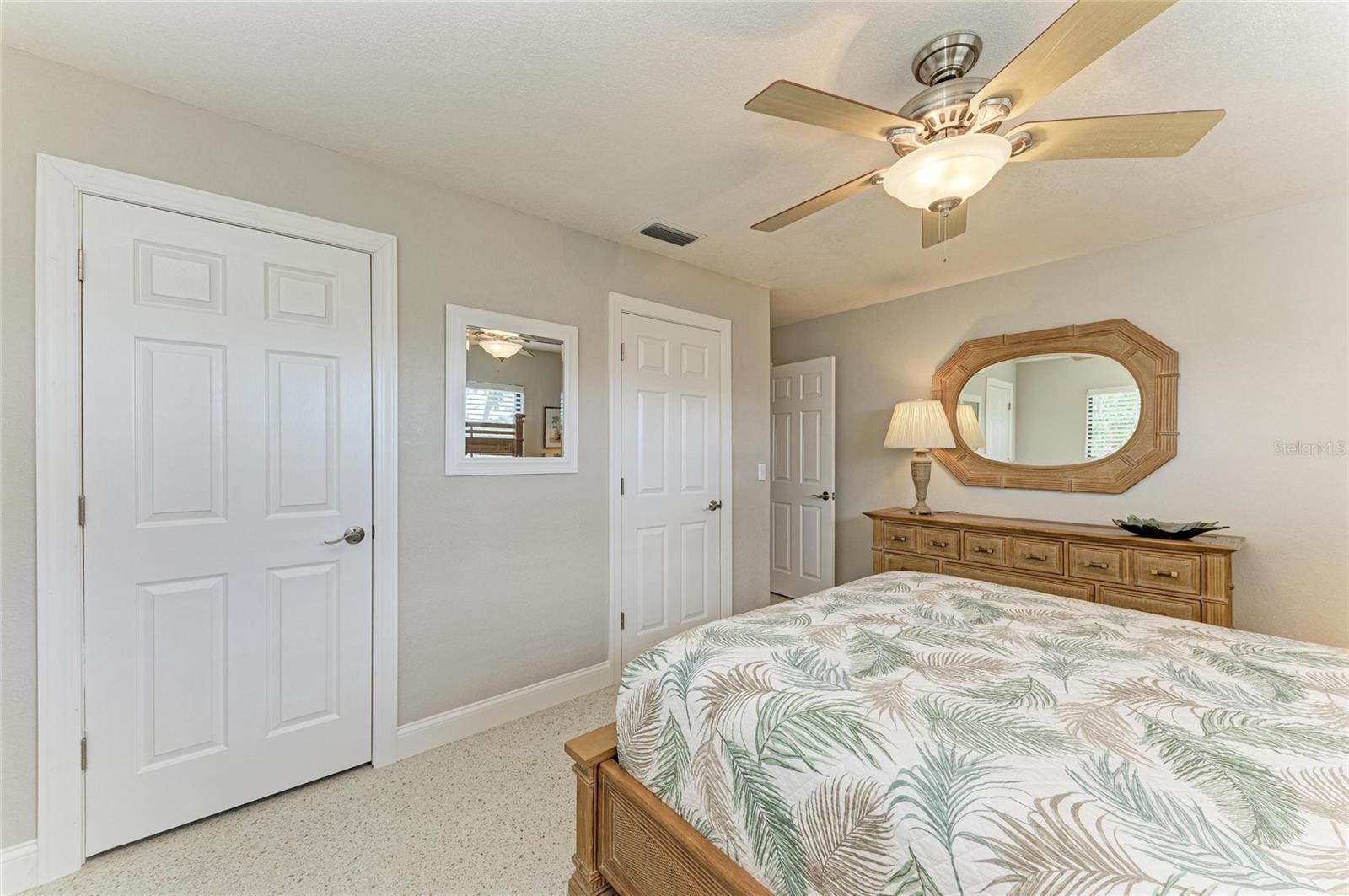 Image 35 of 52 For 200 Capri Isles Court
