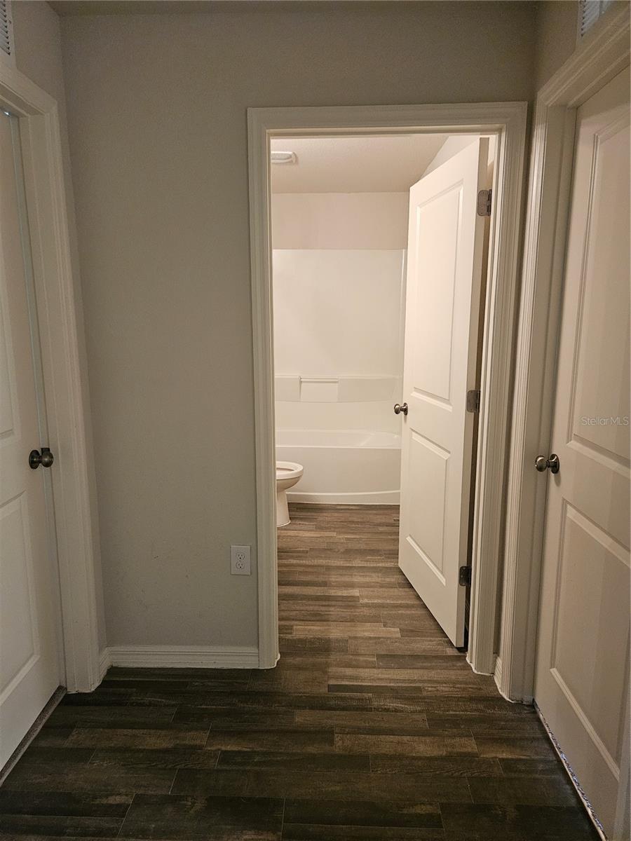 Image 4 of 54 For 901 15th Place