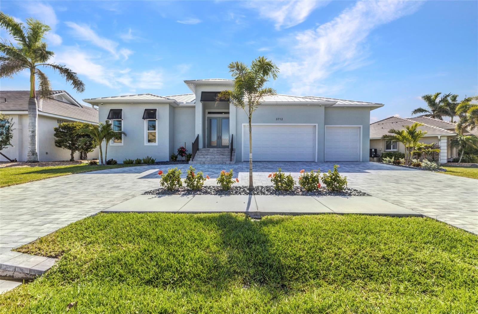 Image 3 of 94 For 3712 Carmichael Drive