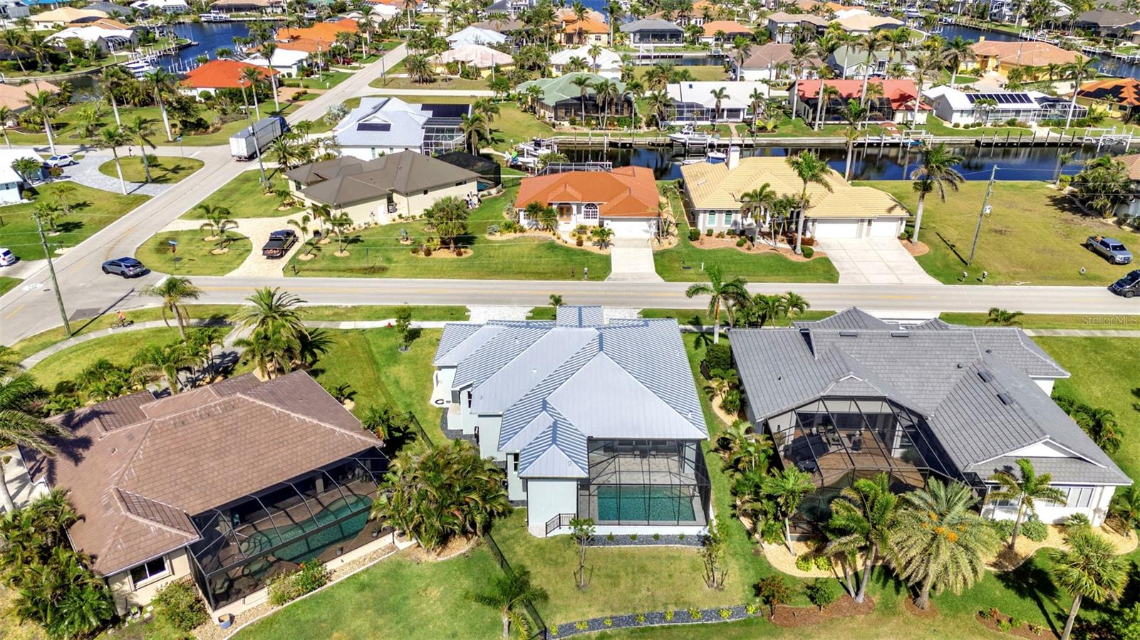 Image 72 of 94 For 3712 Carmichael Drive