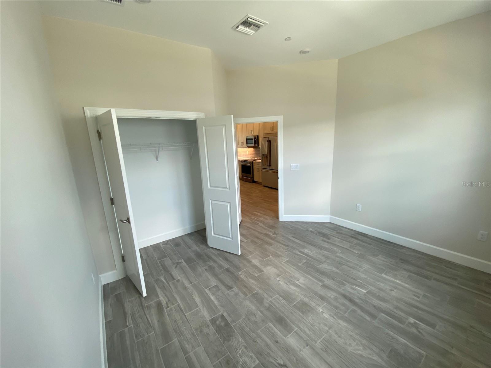 Image 31 of 50 For 1620 Sea Haven Drive 403