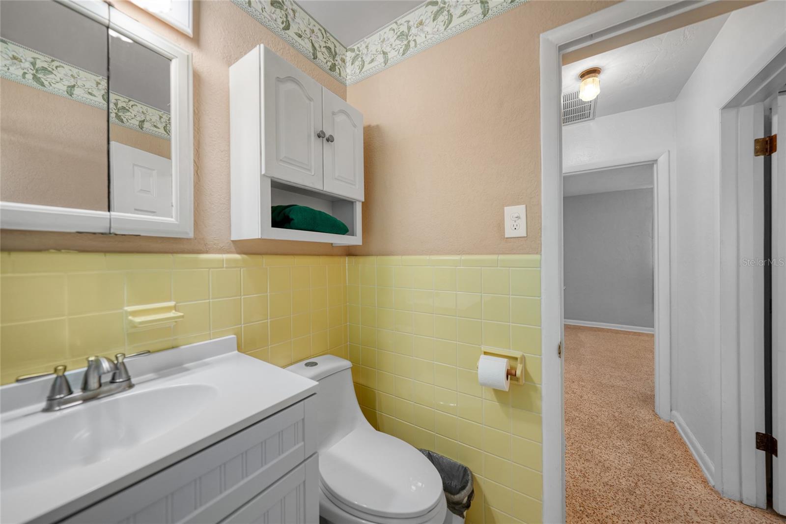 Image 22 of 57 For 21249 Higgs Drive