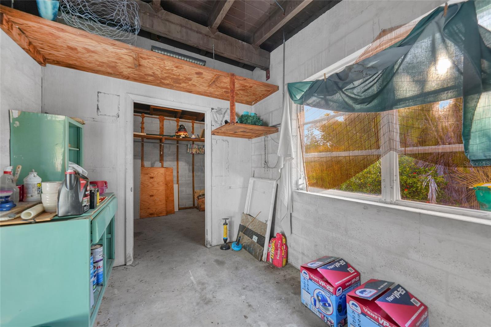 Image 34 of 57 For 21249 Higgs Drive
