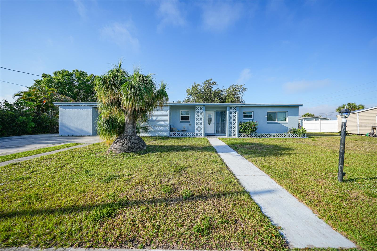 Image 40 of 57 For 21249 Higgs Drive