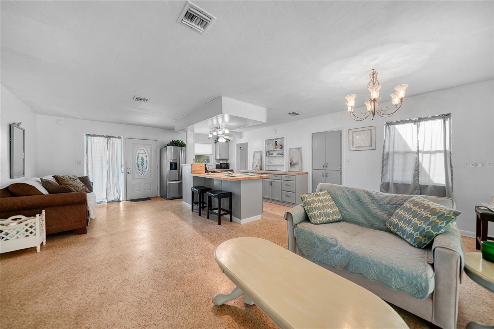 Image 6 of 57 For 21249 Higgs Drive