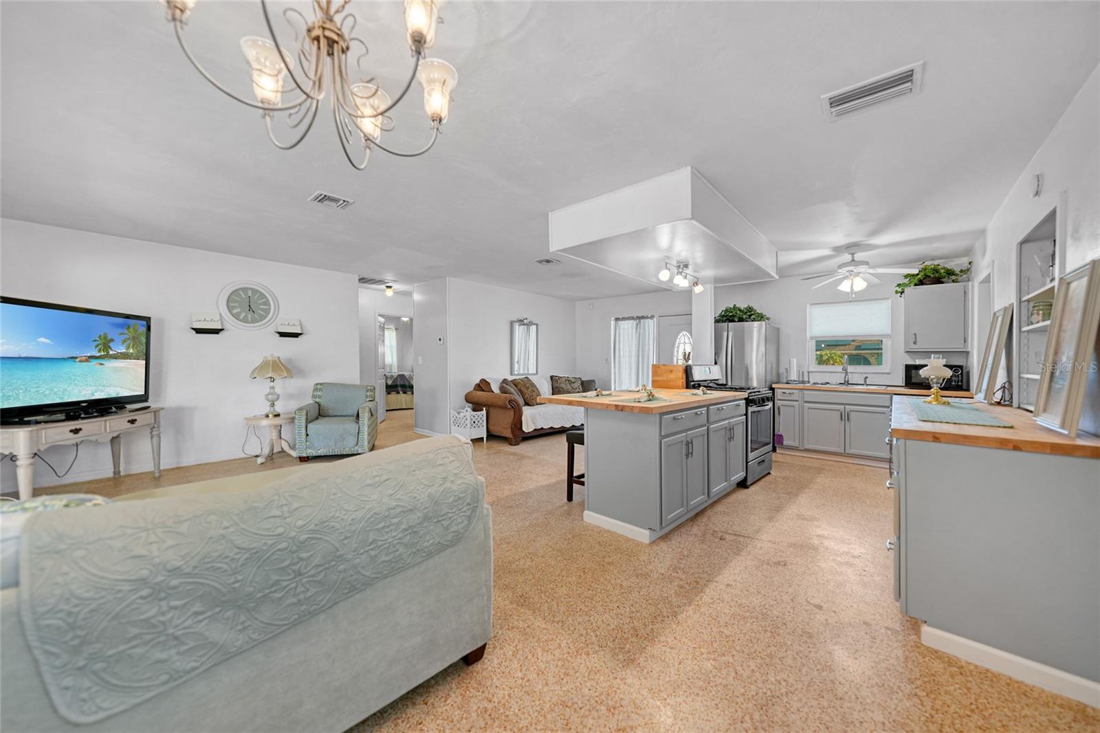 Image 8 of 57 For 21249 Higgs Drive
