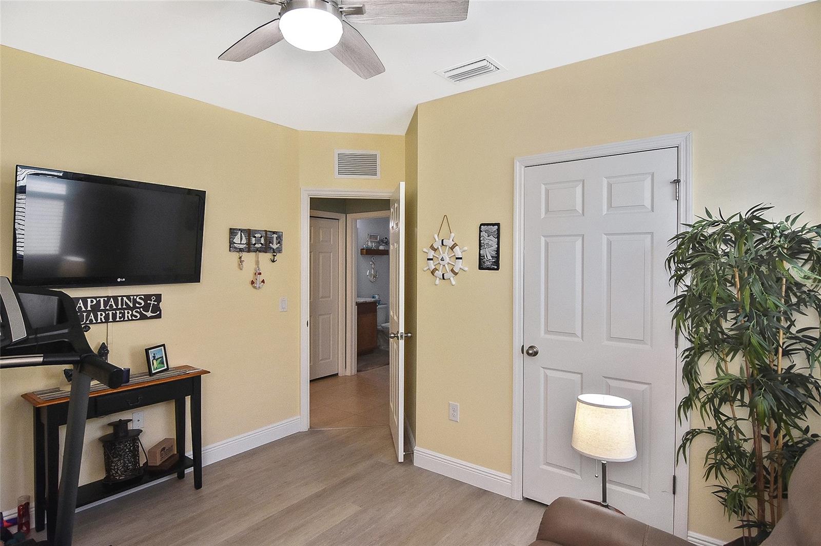 Image 30 of 63 For 28059 Arrowhead Circle