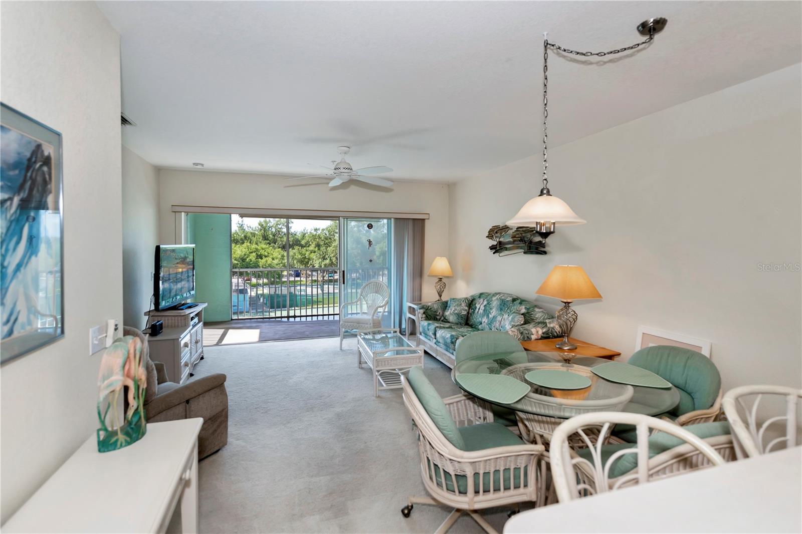 Image 13 of 72 For 19385 Water Oak Drive 302
