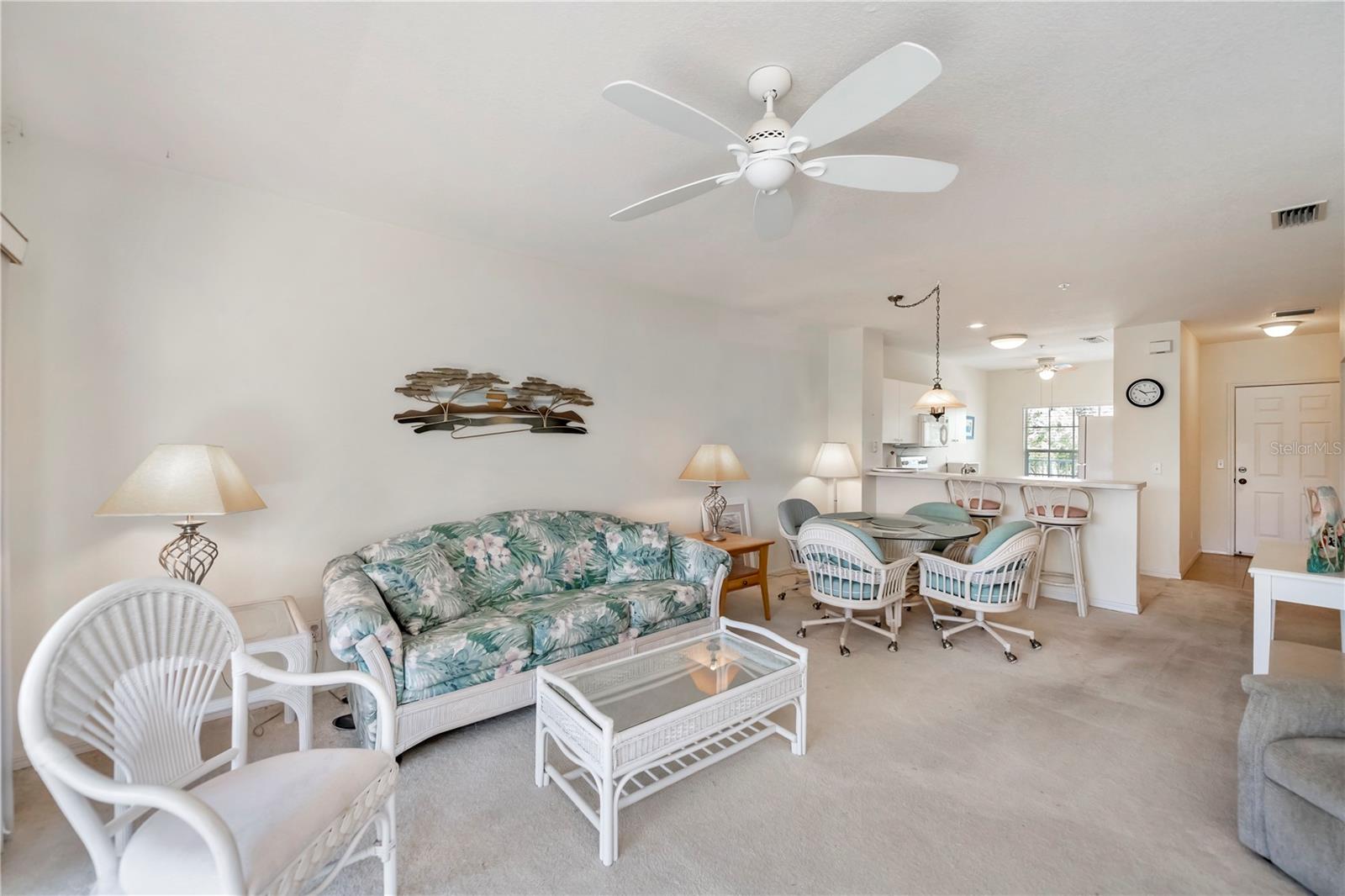 Image 16 of 72 For 19385 Water Oak Drive 302