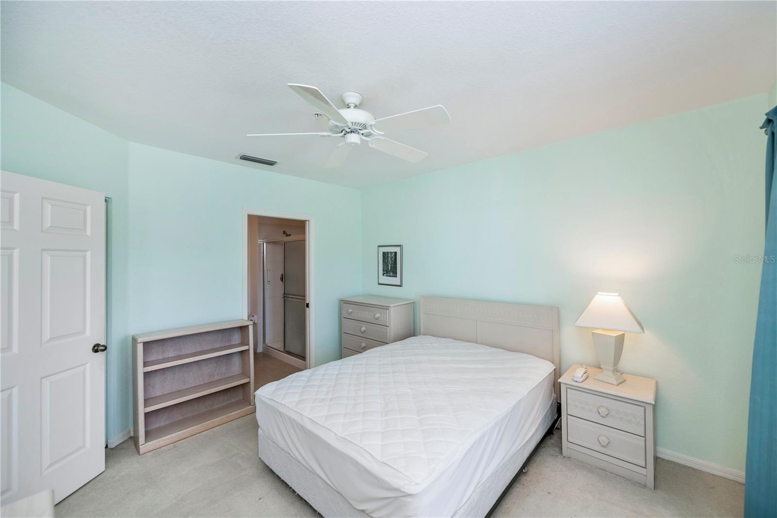 Image 31 of 72 For 19385 Water Oak Drive 302
