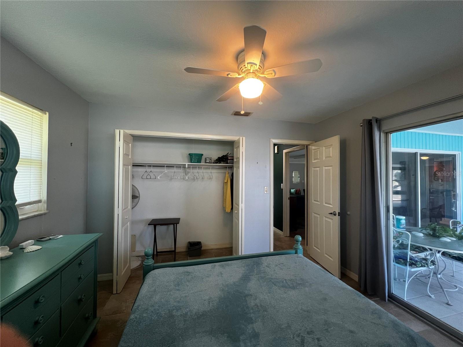 Image 17 of 47 For 931 Juno Drive