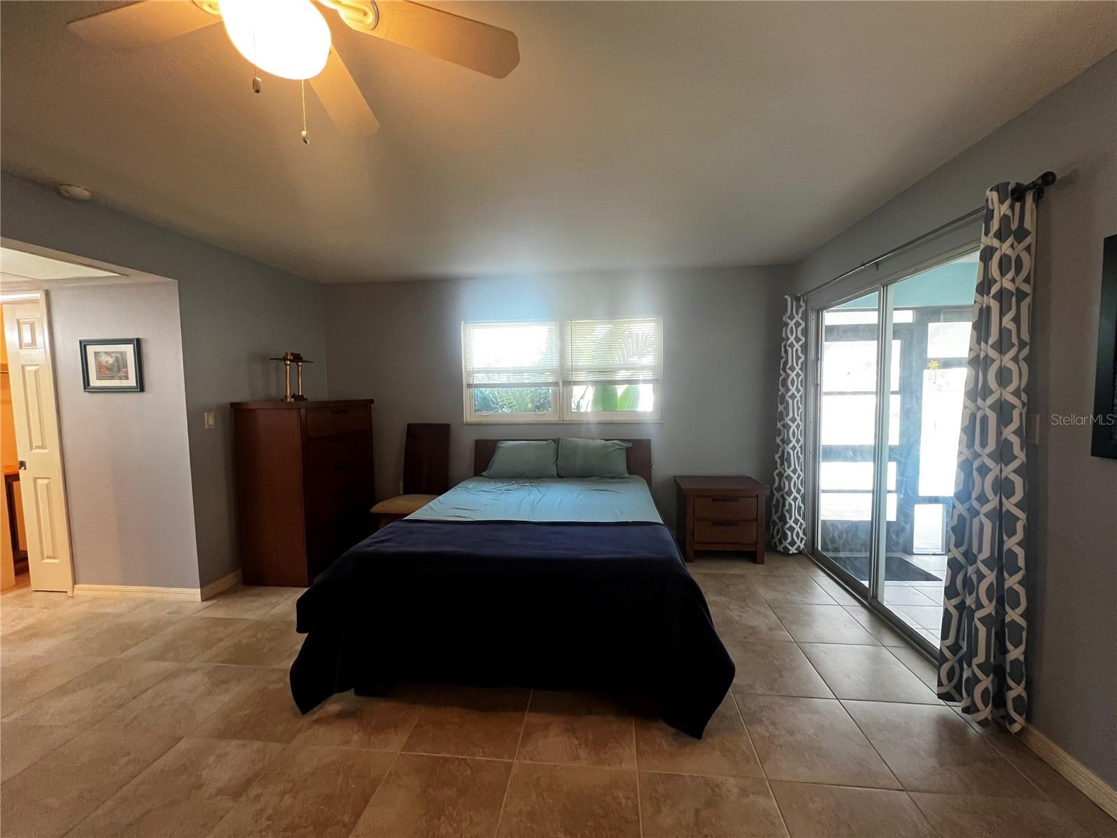 Image 41 of 47 For 931 Juno Drive