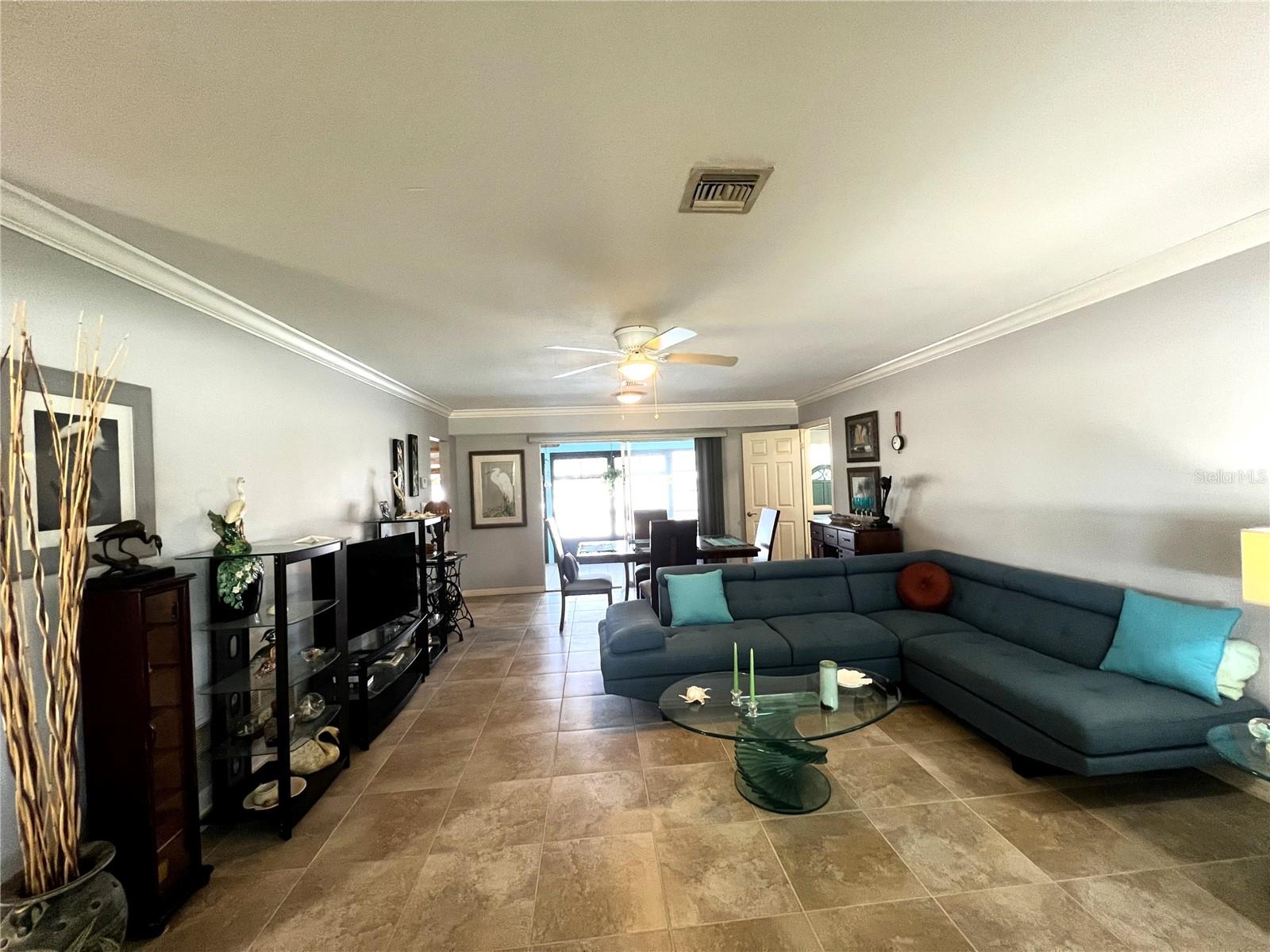 Image 5 of 47 For 931 Juno Drive