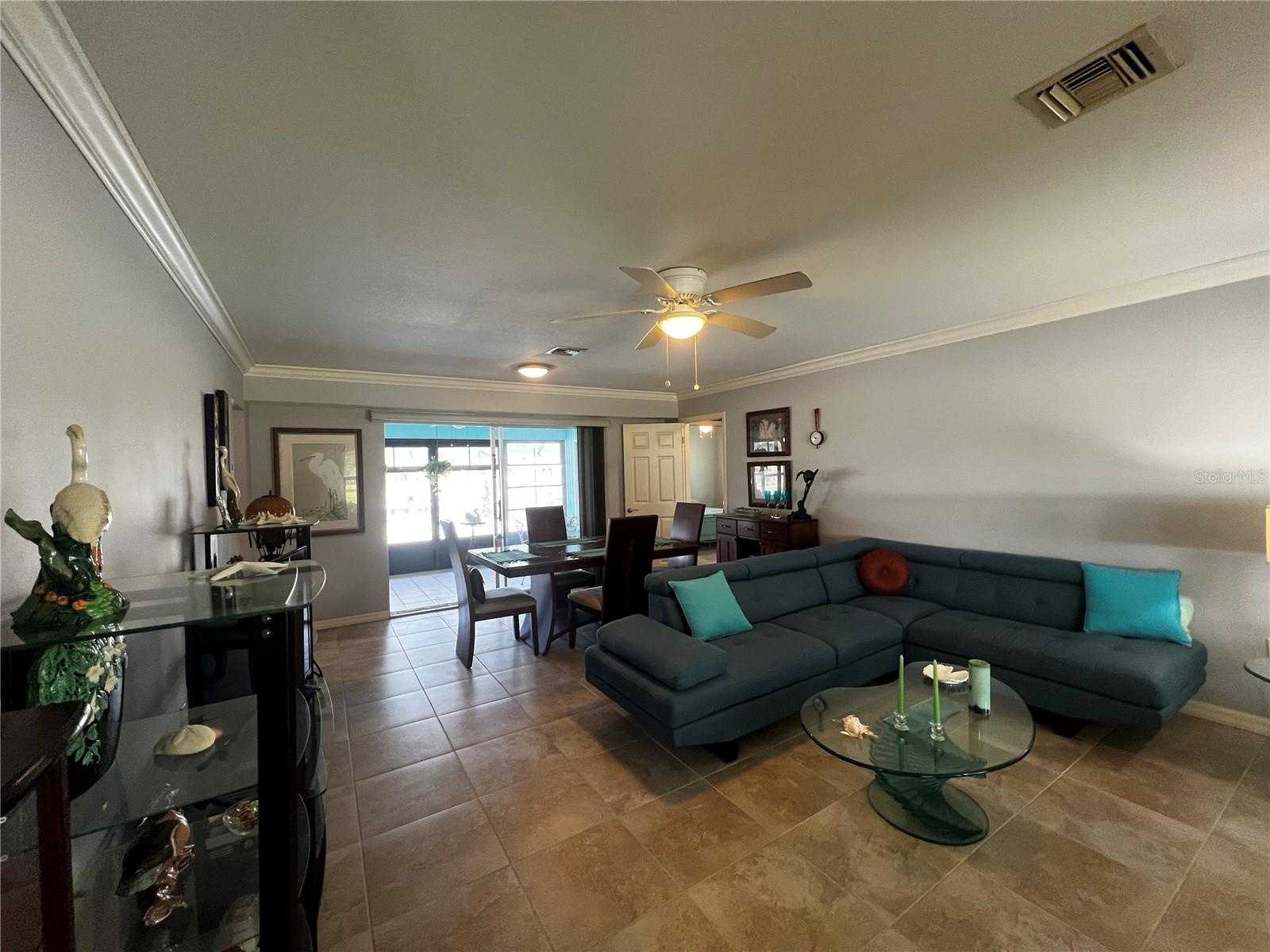 Image 9 of 47 For 931 Juno Drive